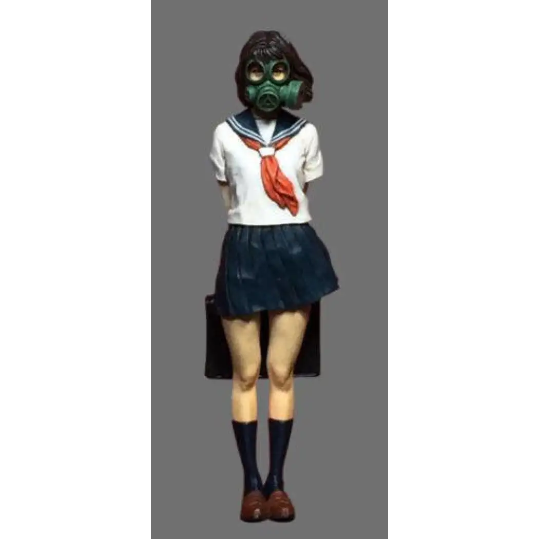 1/35 Resin Model Kit Modern Asian Girl in a Gas Mask Schoolgirl Unpainted - Model-Fan-Store