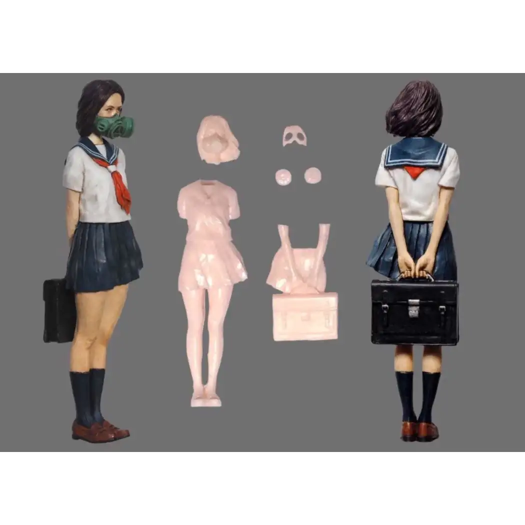 1/35 Resin Model Kit Modern Asian Girl in a Gas Mask Schoolgirl Unpainted - Model-Fan-Store