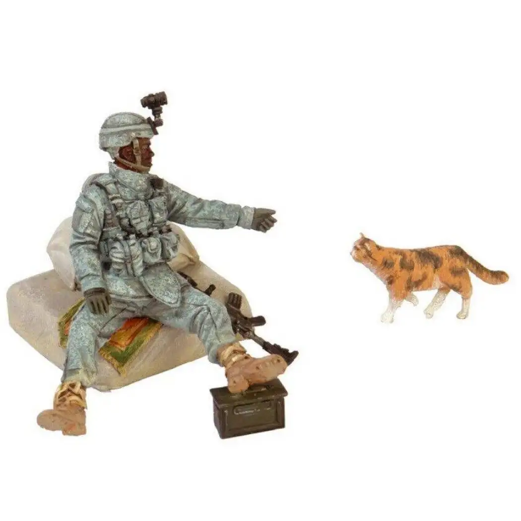 1/35 Resin Model Kit Modern US Army Soldier with Cat Unpaintet - Model-Fan-Store