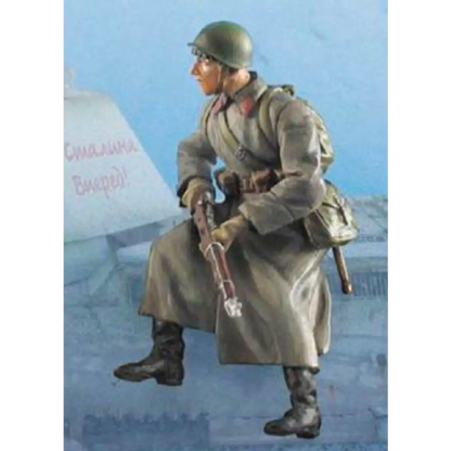 1/35 Resin Model Kit Soviet Soldier Infantryman WW2 Unpainted - Model-Fan-Store