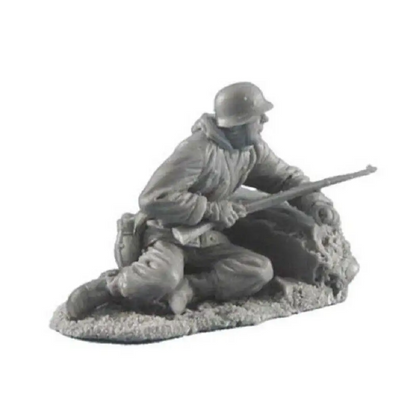 1/35 Resin Model Kit Winter German Soldier Infantryman WW2 Unpainted - Model-Fan-Store