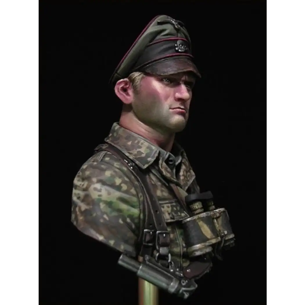 1/10 BUST Resin Model Kit German Officer Soldier WW2 Unpainted