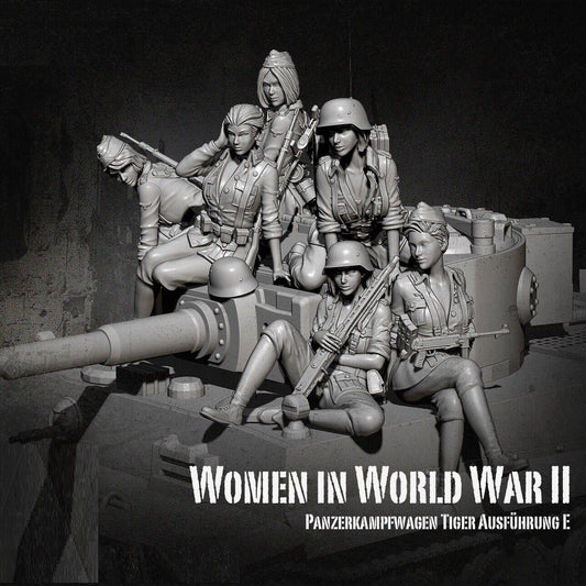 1/35 6pcs Resin Model Kit German Soldiers Girl Tank Raiders WW2 Fantasy Unpainted - Model-Fan-Store