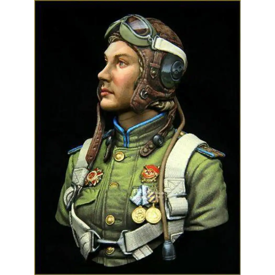 1/10 BUST Resin Model Kit Beautiful Girl Soviet Soldier Pilot WW2 Unpainted - Model-Fan-Store