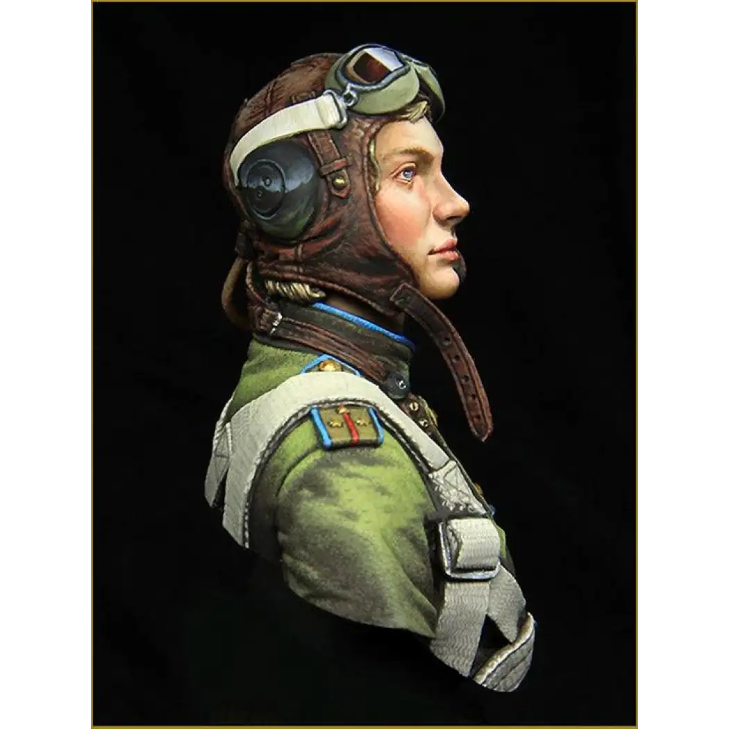 1/10 BUST Resin Model Kit Beautiful Girl Soviet Soldier Pilot WW2 Unpainted - Model-Fan-Store