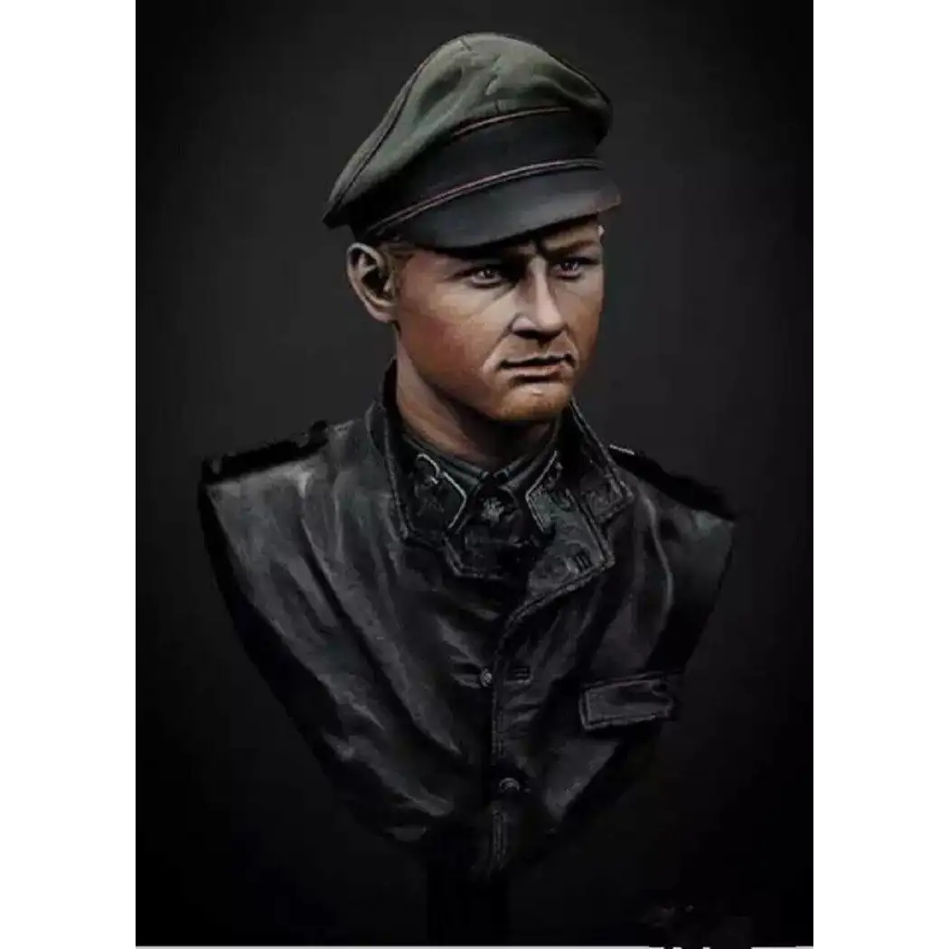 1/10 BUST Resin Model Kit German Soldier Tank Commander WW2 Unpainted - Model-Fan-Store