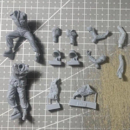 1/35 2pcs Resin Model Kit German Soldiers Tank Crew WW2 Unpainted - Model-Fan-Store