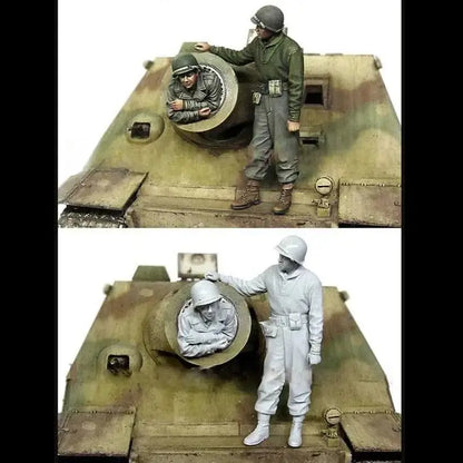 1/35 2pcs Resin Model Kit US Army Soldiers Tank Crew no tank WW2 Unpainted