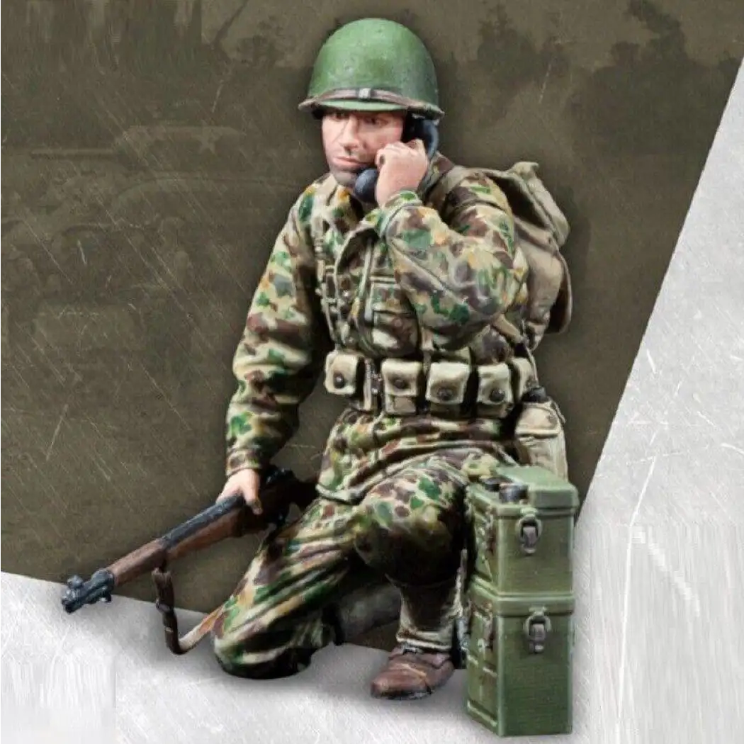 1/35 Resin Model Kit US Infantry Radio Operator WW2 Unpainted - Model-Fan-Store