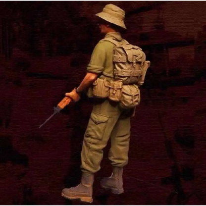 1/35 Resin Model Kit Vietnam War Vietnamese Soldier Unpainted - Model-Fan-Store